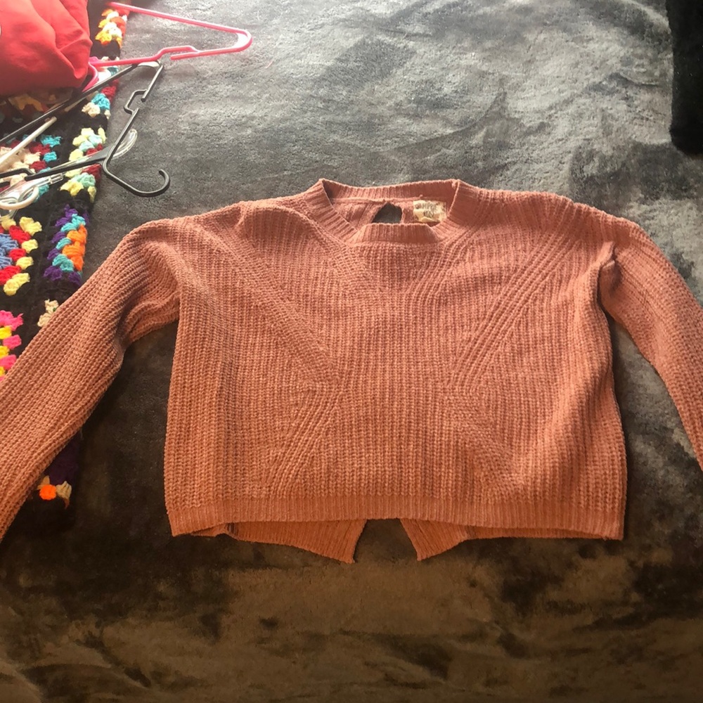 Crop top sweater